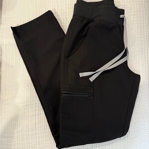 Figs yola2.0 Black Pants
